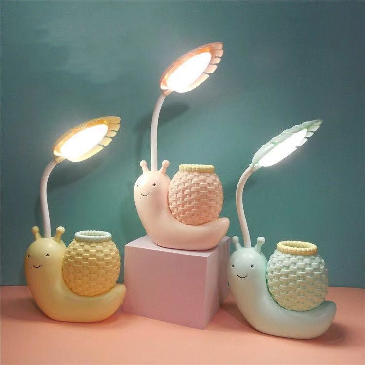 Creative Dormitory Eye Protection Table Lamp