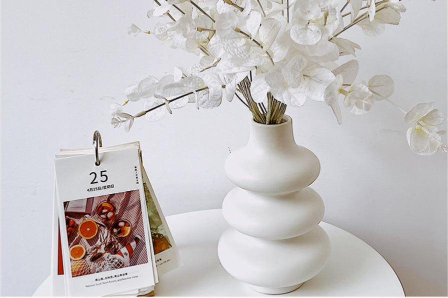 Special-shaped Ring Ceramic Vase Flower