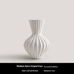 Simple Shell Texture Frosted Ceramic Vase