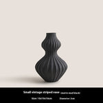 Simple Shell Texture Frosted Ceramic Vase